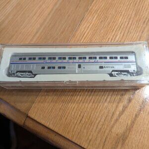 Amtrak Superliner N Gauge Sleeper